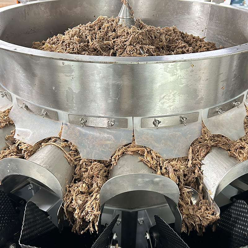14 頭 多頭重量ペットパッキングマシン 魚 幼犬 犬 猫 食品重量工場 120g 240g 400g 1kg シープロックパッキングマシン