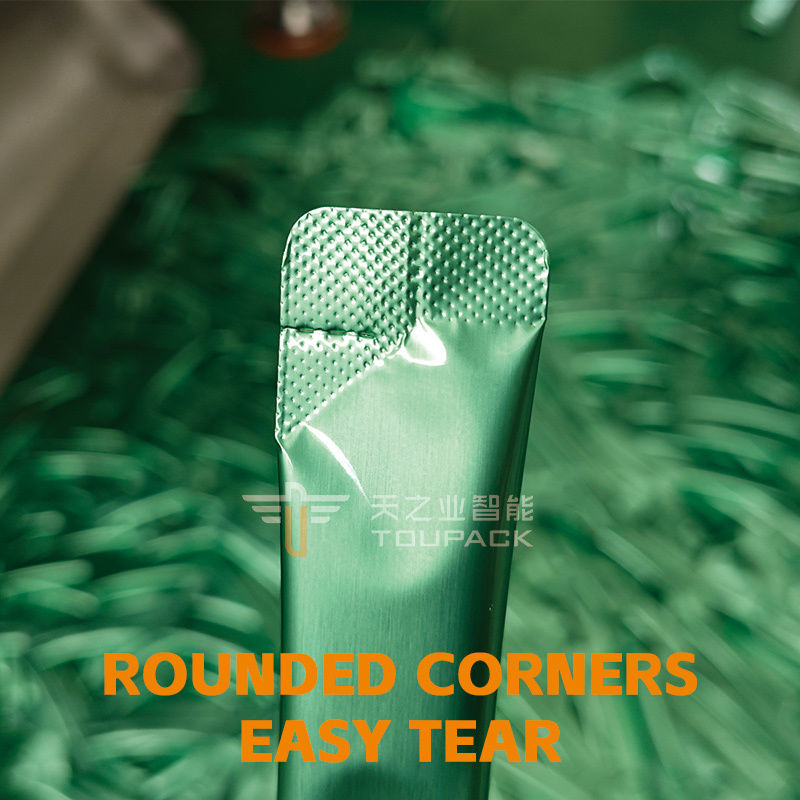 完全自動 VFF ケチャップの梱包と詰め込み マルチトラック垂直4面シールサケットトマトソースの梱包機