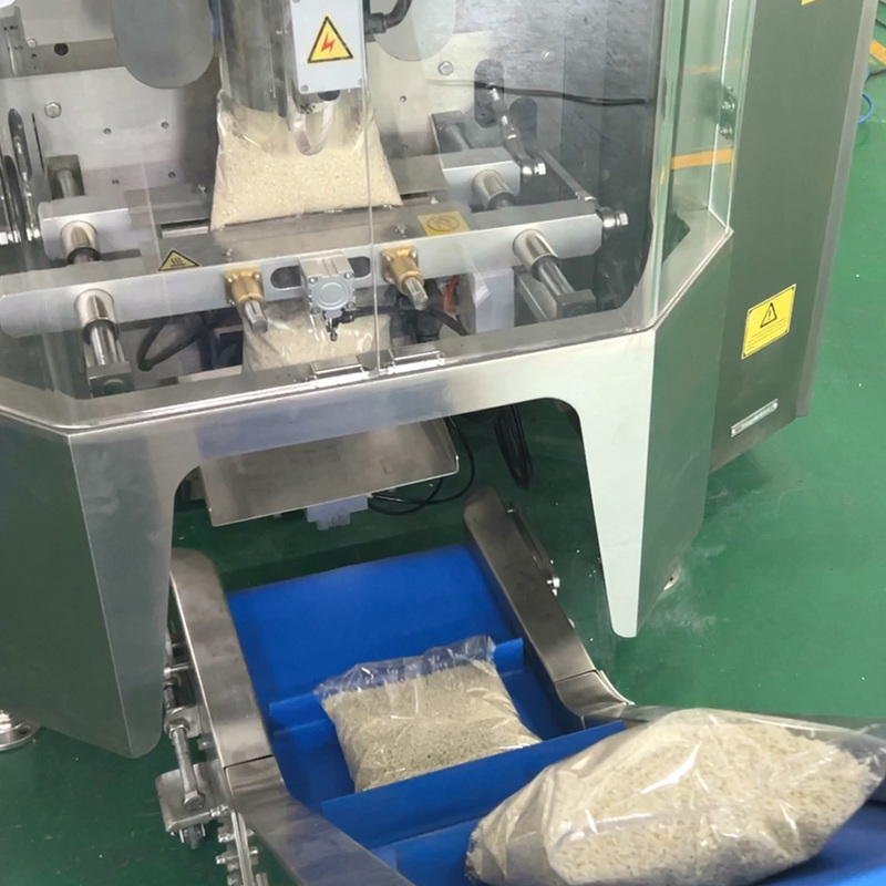 自動乾燥ドリアン乾燥バナナアップルスライスプラスチック枕バッグ包装機垂直包装機フリーズドライフルーツ重量