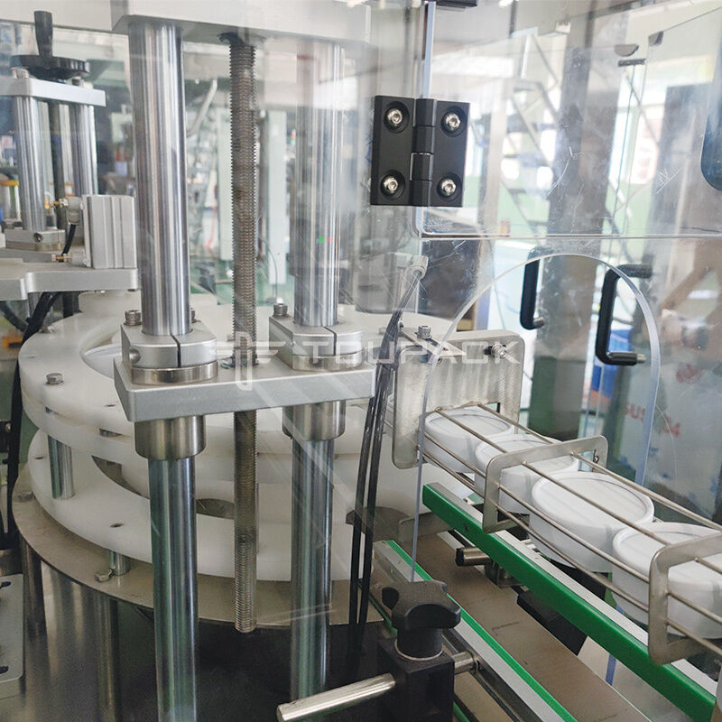 高精度乾燥プラム顆粒プラスチックボトル包装機ライン、キャンディーポップコーンスナックジャー缶充填機