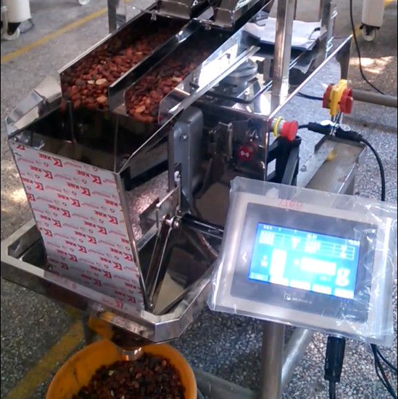10WPM自動重量を量る詰物および密封機械単一の頭部3Lの線形計重機の食品等級